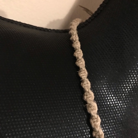 HANDMADE 100% HEMP MACRAMÉ POTLEAF NECKLACE - Picture 9 of 12